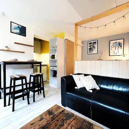 La De Apartment
